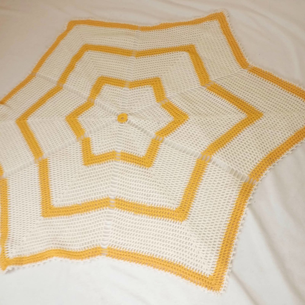 Star Crochet Yellow & White Tablemat